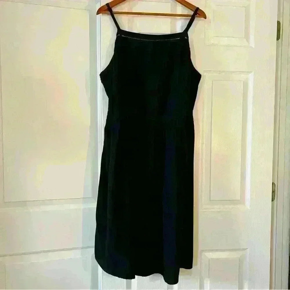 Old Navy Cami Fit & Flare Dress - Picture 1 of 8